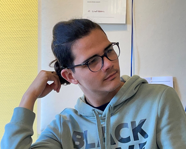 Portraitbild Alen Trnjanin Wohngruppe Momo